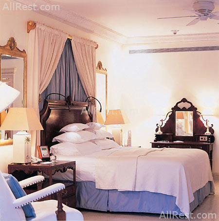 Sandy Lane 4